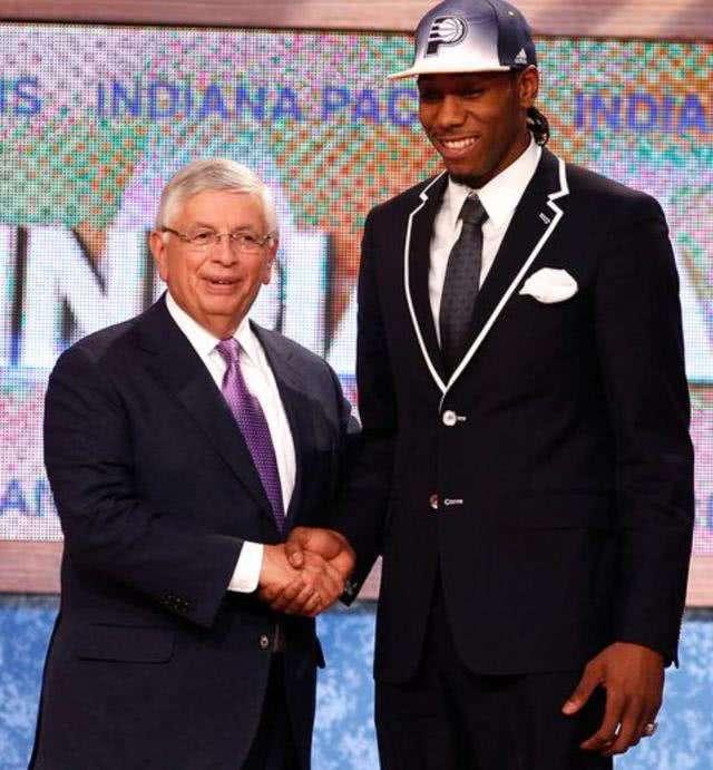 官方：Movistar+和DAZN获得西甲电视转播权至2032年（Movistar+与DAZN锁定西甲电视转播权至2032年）