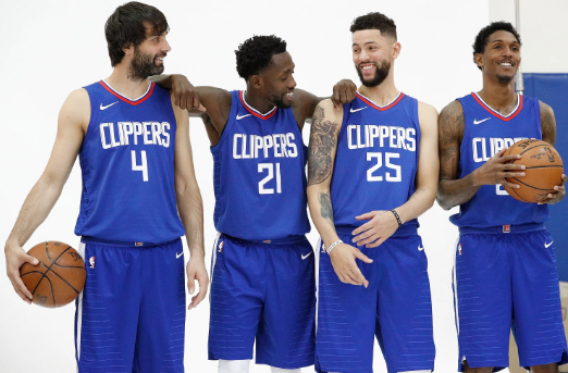 半场战报：莱切2-0都灵，班达建功，拉萨纳-库利巴利破门（半场快讯：莱切2-0领先都灵，班达、拉萨纳-库利巴利相继破门）