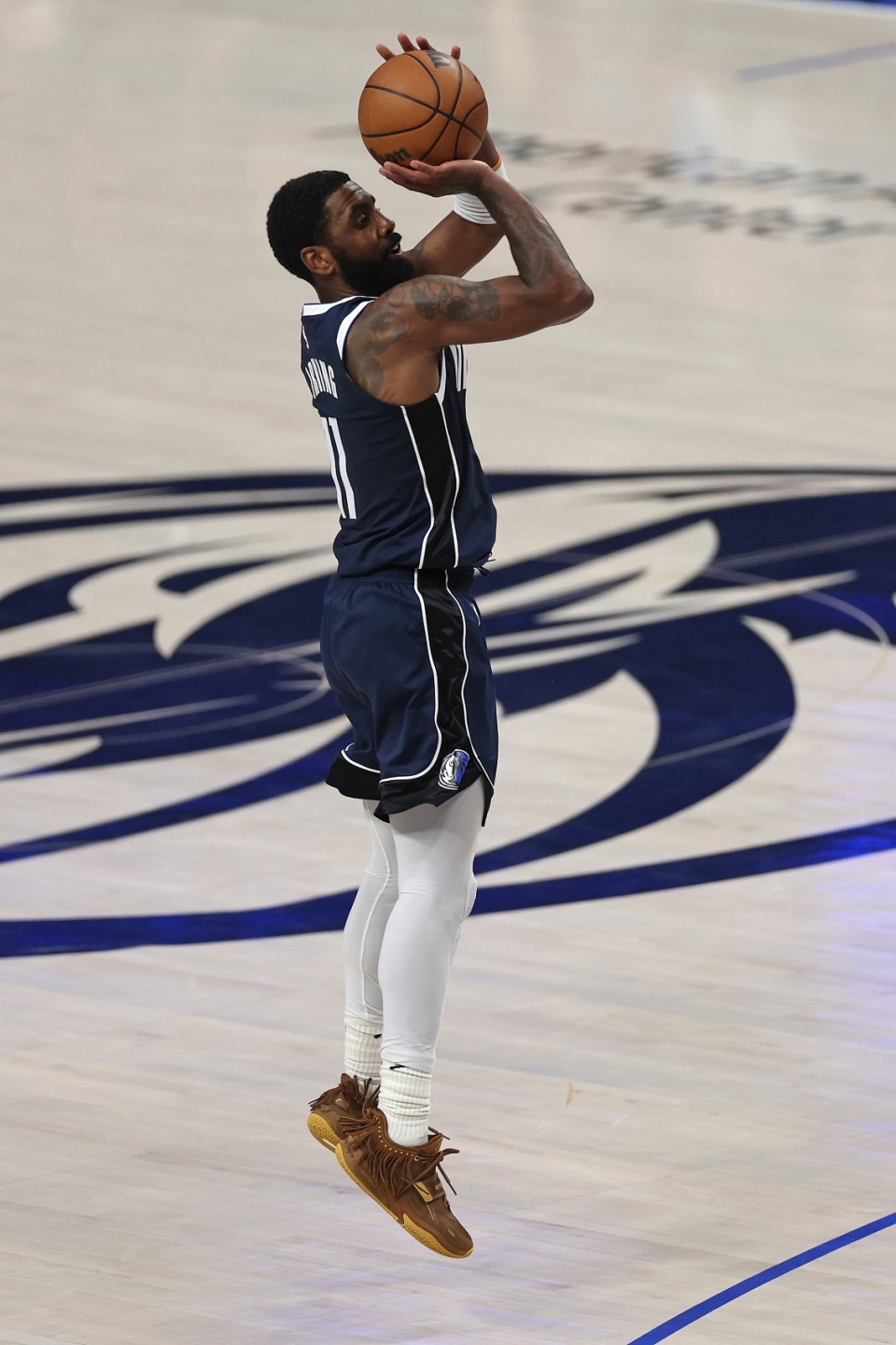 CBA：浙江男篮客场2-1力克辽宁（CBA：浙江男篮客场击败辽宁，系列赛2-1领先）