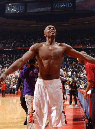 惨不忍睹，伊沃比晒尼日利亚队下榻酒店的窗外风景（伊沃比晒出尼日利亚队酒店窗外景象，画面令人唏嘘）