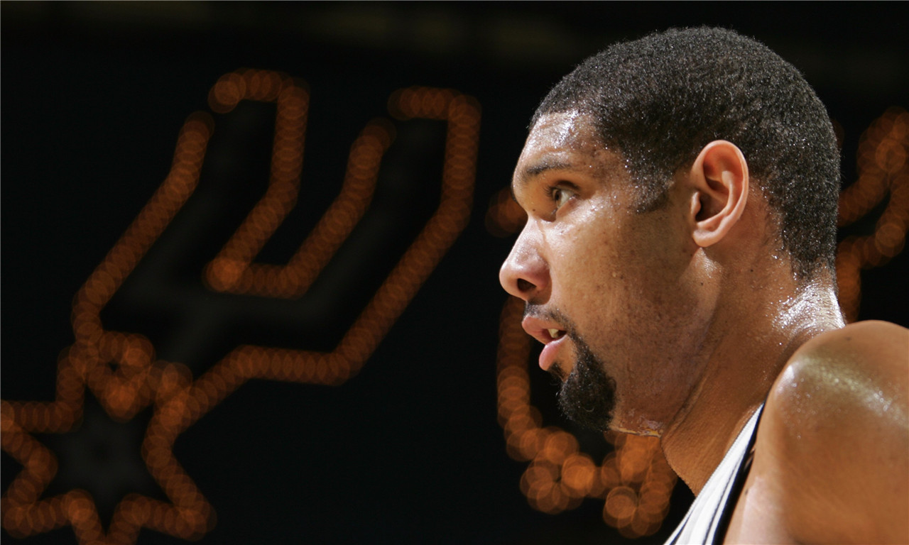 2953票，邦马蒂成为FIFPro2025年最佳阵容中得票最多外场球员（邦马蒂以2953票领跑FIFPro 2025最佳阵容外场球员投票）