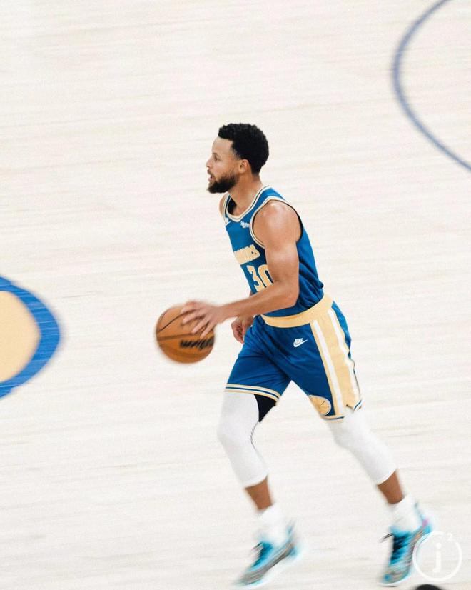 拜仁和曼联有意引进布莱顿中场巴莱巴（布莱顿中场巴莱巴成拜仁、曼联引援目标）