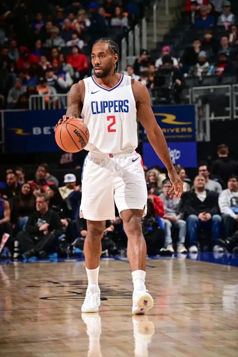 阿斯：尽管纽卡等俱乐部有意，但明格萨愿意留在塞尔塔（阿斯：纽卡等队有意引进，明格萨仍愿留守塞尔塔）